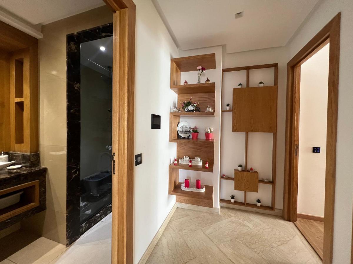 Luxury Apart 2 Ch -Casa Finance City Casablanca Eksteriør bilde