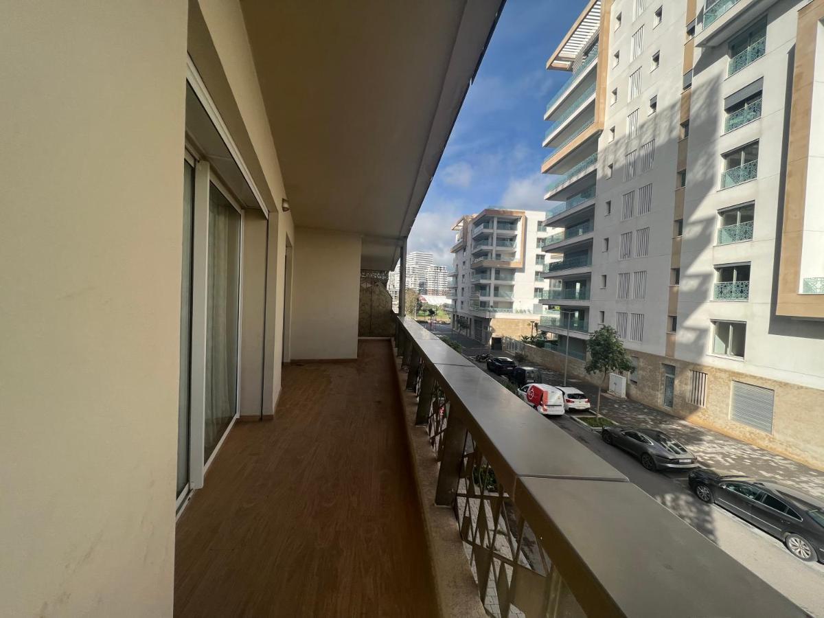 Luxury Apart 2 Ch -Casa Finance City Casablanca Eksteriør bilde